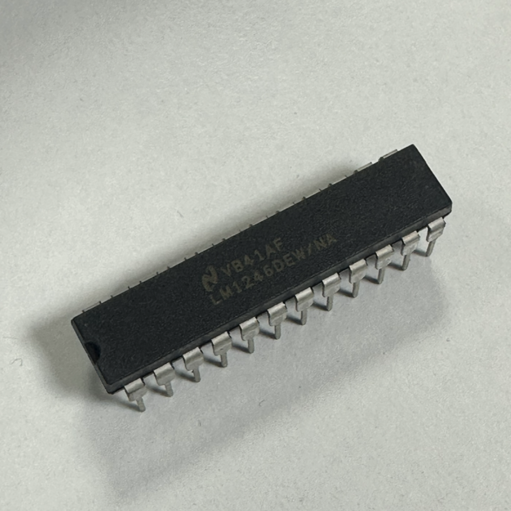 LM1246DEW