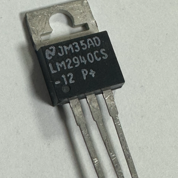 LM2940CS-12