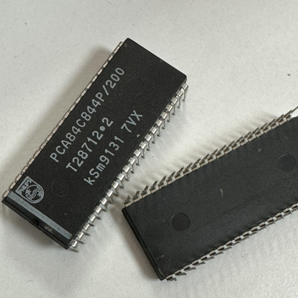 PCA84C844P/200