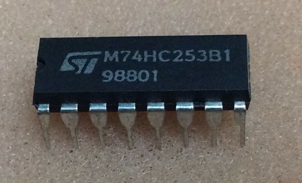 74HC253 DIP16